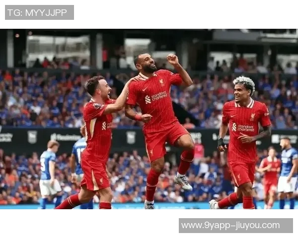 利物浦与小蜜蜂历史交锋回顾五场全胜仅失一球展现强大防守