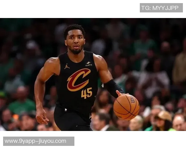 米切尔骑士生涯45场得分超越欧文并列队史第二詹姆斯18次稳居第一 米切尔骑士生涯45场得分超越欧文并列队史第二詹姆斯18次稳居第一