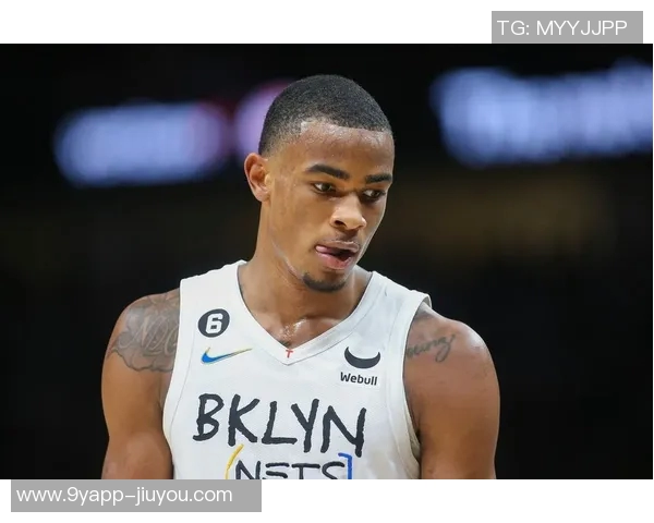 克拉克斯顿表现出色两双数据助力球队赢得胜利贡献10分11篮板3助攻2盖帽 克拉克斯顿表现出色两双数据助力球队赢得胜利贡献10分11篮板3助攻2盖帽