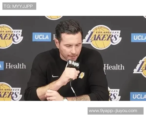 雷迪克直言老詹回归后球队进攻随意化责任在我身上